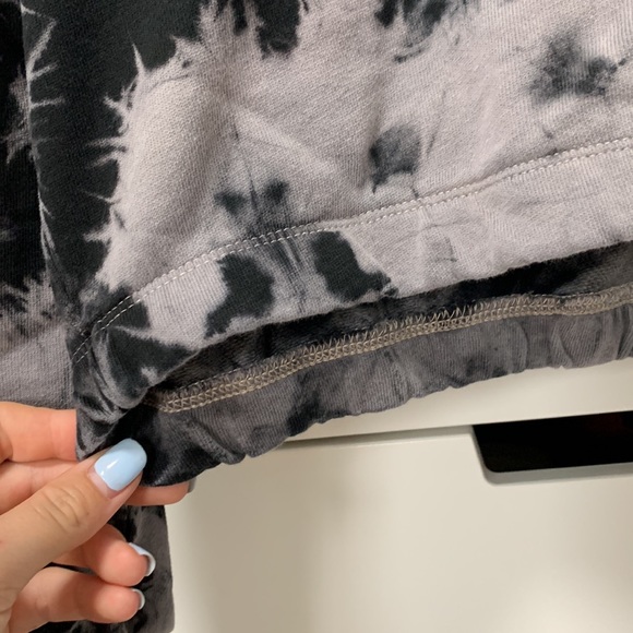 Garage tie-dye sweater - Picture 4 of 5